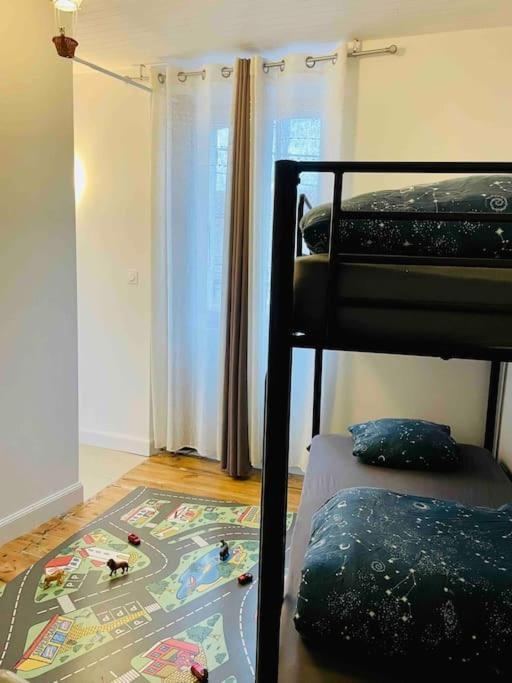 Agreable Maison De Village Avec Balcon Roiffieux 外观 照片